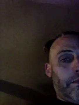 Snapshot of Stranwunder3969 chatting on 04/05/26, 05:48 Stranwunder3969 online show from 04/05/26, 05:48