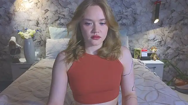 Aurora Golden1 online show from 04/13/26, 03:23