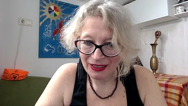 Zosya1111 online show from 02/08/25, 12:28