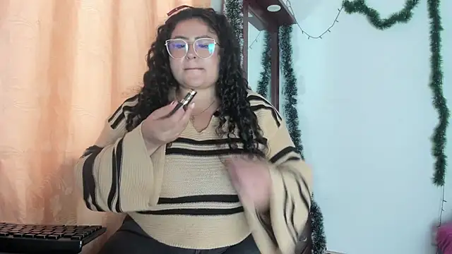 jessica hot 28 online show from 12/20/25, 07:54