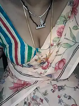 Snapshot of negatamil chatting on 12/12/24, 03:27 negatamil online show from 12/12/24, 03:27