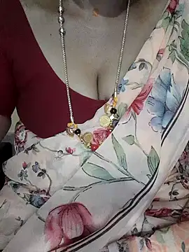 Snapshot of negatamil chatting on 09/25/25, 04:11 negatamil online show from 09/25/25, 04:11