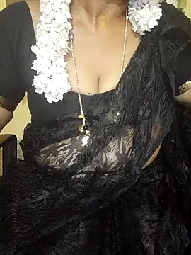 Snapshot of negatamil chatting on 10/17/25, 04:31 negatamil online show from 10/17/25, 04:31