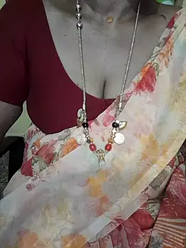 Snapshot of negatamil chatting on 10/26/25, 04:35 negatamil online show from 10/26/25, 04:35