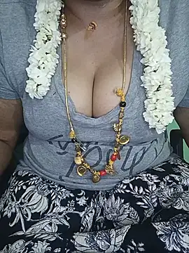 Snapshot of negatamil chatting on 07/19/26, 04:54 negatamil online show from 07/19/26, 04:54