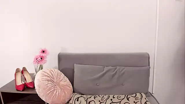 KendalNew online show from 12/22/25, 07:27