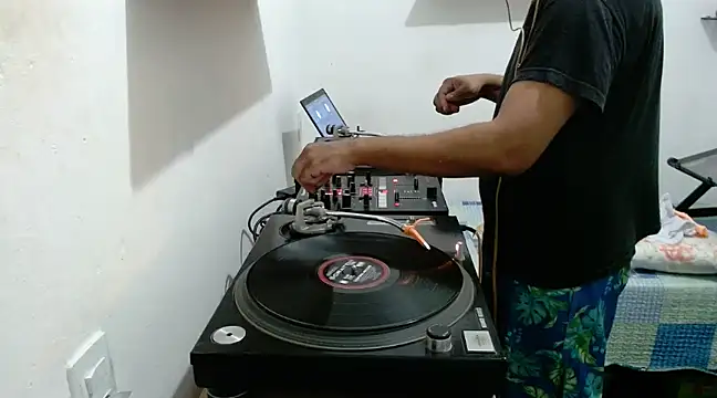 O PanteraNegra Camboy online show from 02/09/25, 12:06