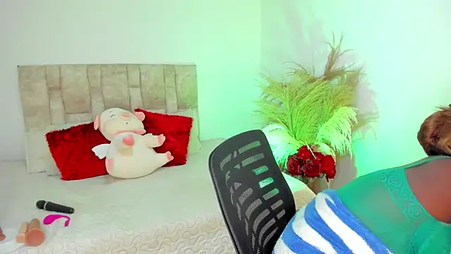 Ananya Kay01 online show from 03/19/25, 01:54