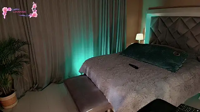 Ezraa1 online show from 12/04/24, 02:04