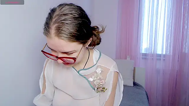 Sarah HS online show from 02/24/26, 11:52