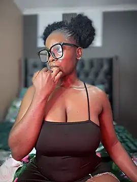 Candy-Heart online show from 03/03/25, 09:26