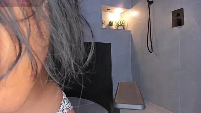 AriSweet online show from 11/06/25, 12:39