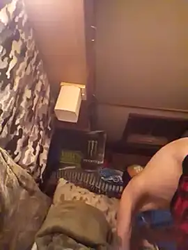 Snapshot of hothippie420 chatting on 03/22/25, 02:48 hothippie420 online show from 03/22/25, 02:48