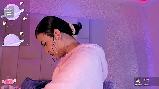 Summer walkerr online show from 12/17/24, 12:22