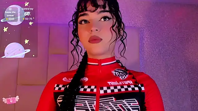 Summer walkerr online show from 02/06/25, 12:26