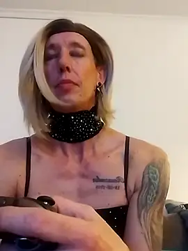 AlexiaXXL online show from 01/17/26, 05:56