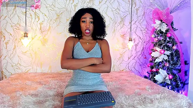 NATALIE PARKERR online show from 12/22/25, 12:35