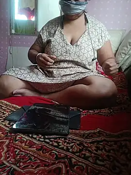 Ivy-09 online show from 02/17/26, 05:26