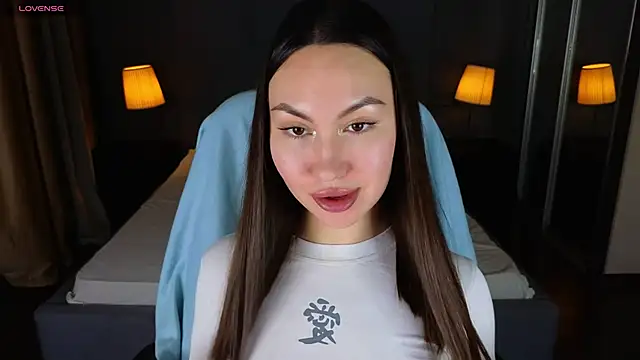 GIGI BENNET online show from 01/21/25, 08:52