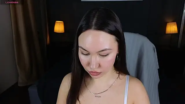 GIGI BENNET online show from 02/20/25, 08:28
