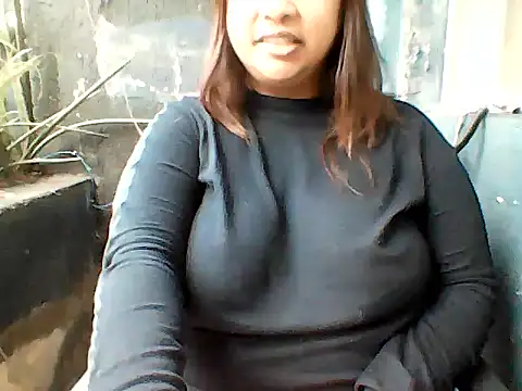 Snapshot of ArisaGonzalez chatting on 12/04/24, 12:25 ArisaGonzalez online show from 12/04/24, 12:25
