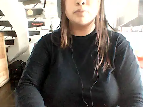 Snapshot of ArisaGonzalez chatting on 12/14/24, 12:12 ArisaGonzalez online show from 12/14/24, 12:12