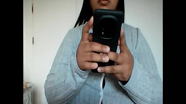 ArisaGonzalez online show from 11/28/25, 04:20