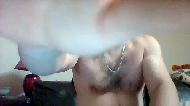 Snapshot of bellobello62 chatting on 12/23/24, 12:08 bellobello62 online show from 12/23/24, 12:08