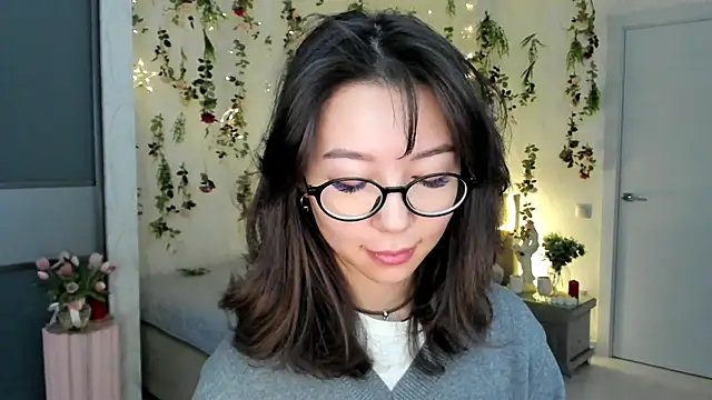 AgnieszkaBanana online show from 04/22/26, 03:09