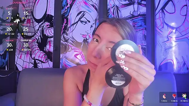 Miiaa doll online show from 03/04/25, 12:12