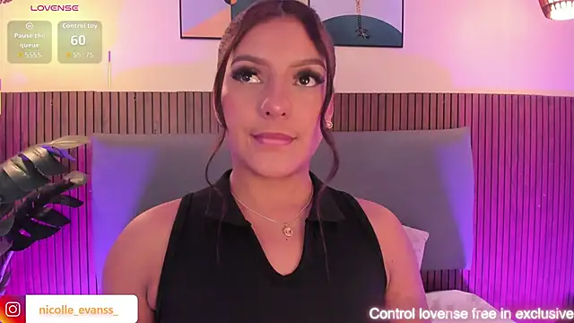 NicolleeEvanss online show from 03/26/26, 11:16