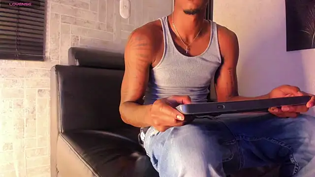 Lil Curved online show from 09/21/25, 11:34