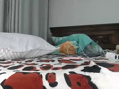 Karentatiana  online show from 02/22/26, 01:51