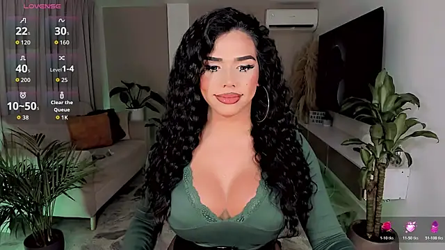 Snapshot of Franciis_4u chatting on 07/15/26, 07:02 Franciis 4u online show from 07/15/26, 07:02