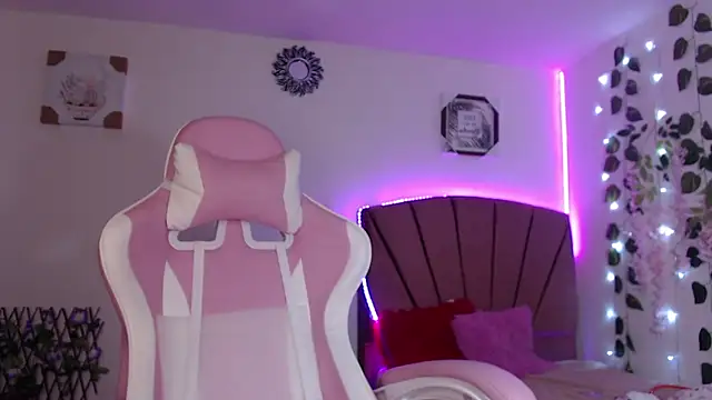 GabyVandriel online show from 12/10/24, 01:32