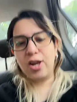 amooraaamoon online show from 11/04/25, 11:53