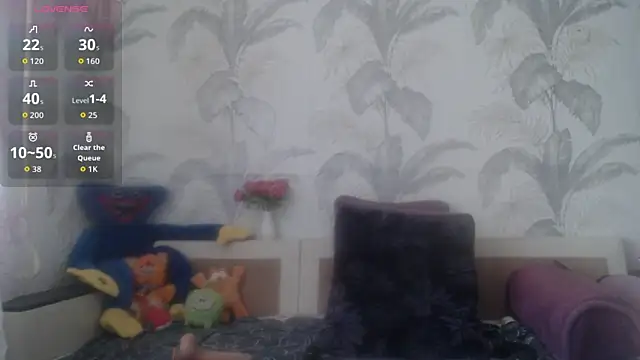 Snapshot of CamDiva113 chatting on 05/08/26, 01:44 CamDiva113 online show from 05/08/26, 01:44