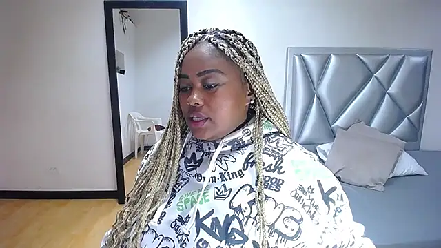 exotic karmella online show from 03/10/25, 08:45