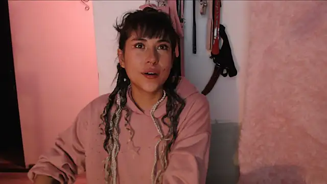 Hellen dumont online show from 03/03/26, 03:23