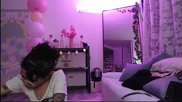 Hellen dumont online show from 04/11/26, 04:50