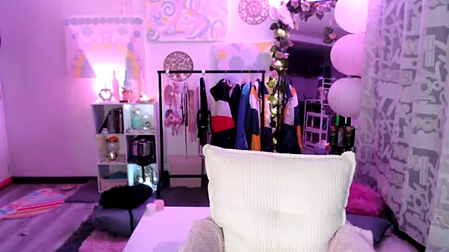 Hellen dumont online show from 04/22/26, 02:14