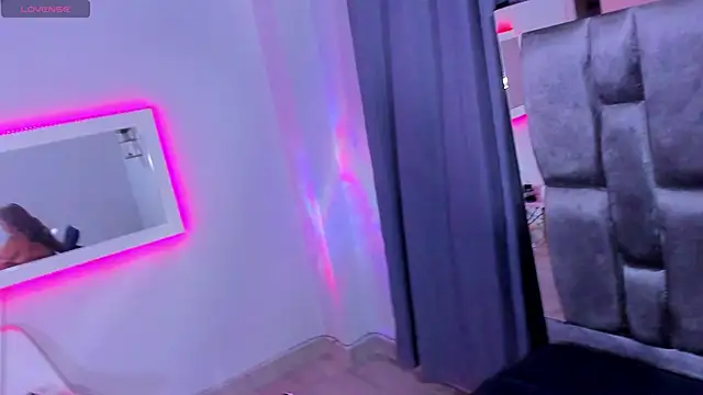 sarayhorny69 online show from 01/13/25, 03:45