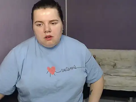 so shy online show from 09/24/25, 07:12