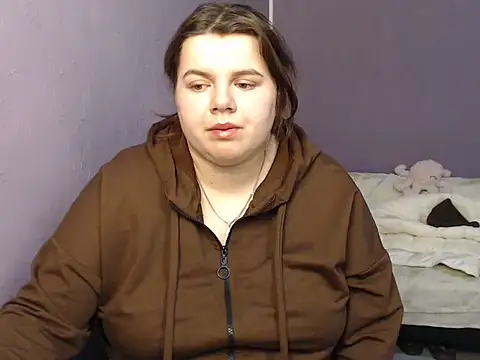 so shy online show from 10/25/25, 06:21