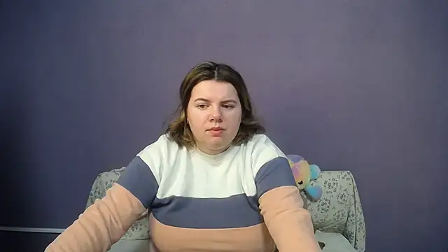 so shy online show from 04/01/26, 06:14