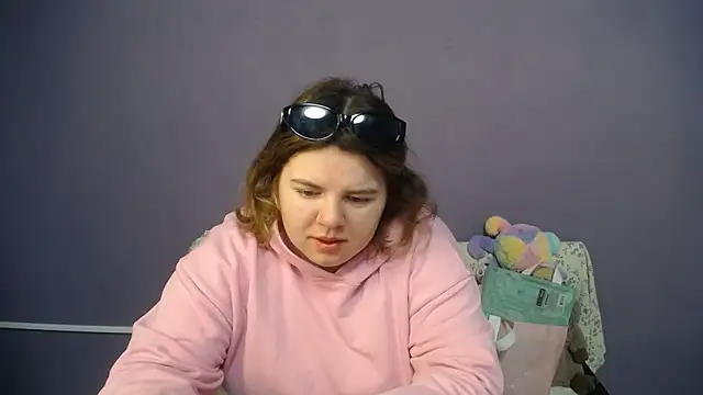 so shy online show from 05/11/26, 06:19