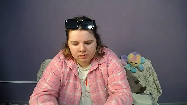 so shy online show from 05/26/26, 07:15
