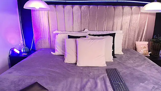 Ely Maldox online show from 03/12/25, 12:04