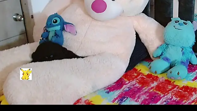 Snapshot of honey_skin chatting on 01/30/25, 12:50 honey skin online show from 01/30/25, 12:50