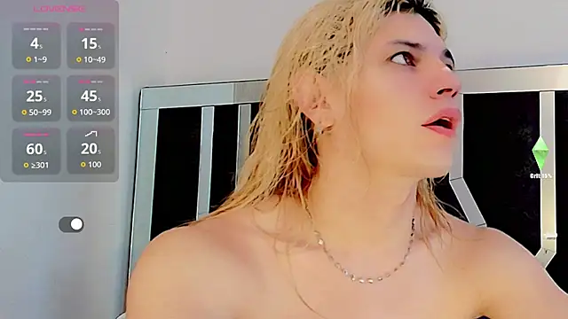 Snapshot of honey_skin chatting on 09/12/25, 02:50 honey skin online show from 09/12/25, 02:50